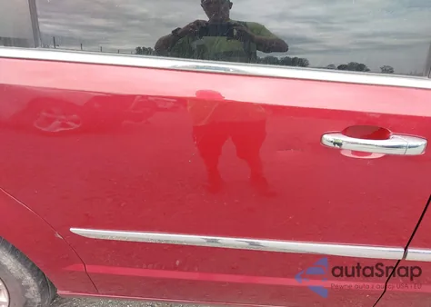 2015 Chrysler Town & Country Touring-L from USA, damaged, VIN 2C4RC1CG6FR628995